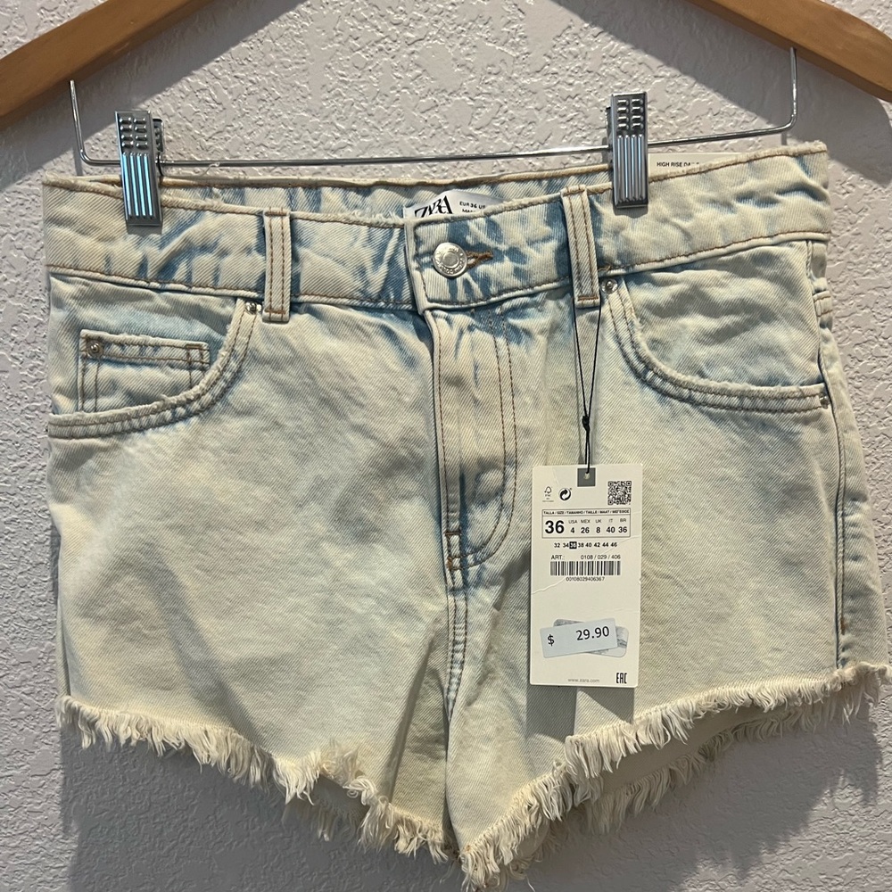 ZARA High Rise, Denim, Dad Short, size 4. NWT